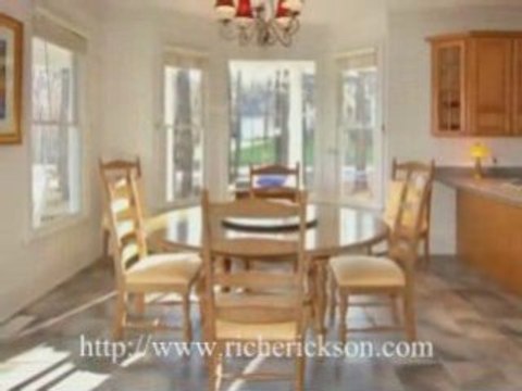 Lake Norman Real Estate 4br/4ba home in Lake Norman $589k