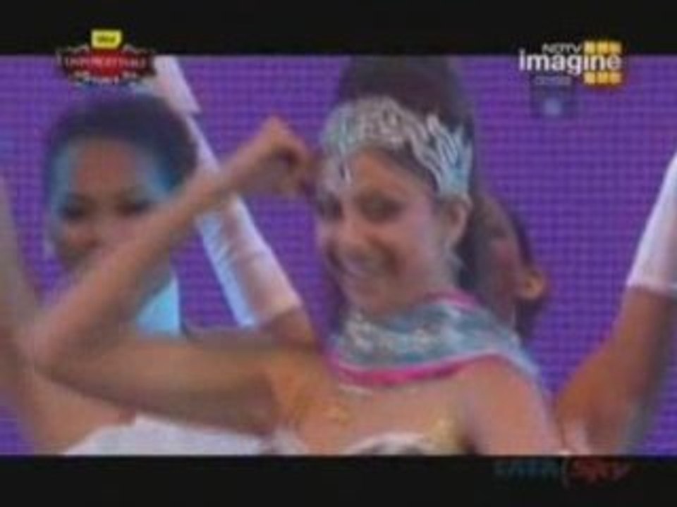 Shilpa Shetty - The Unforgettable Tour Performance
