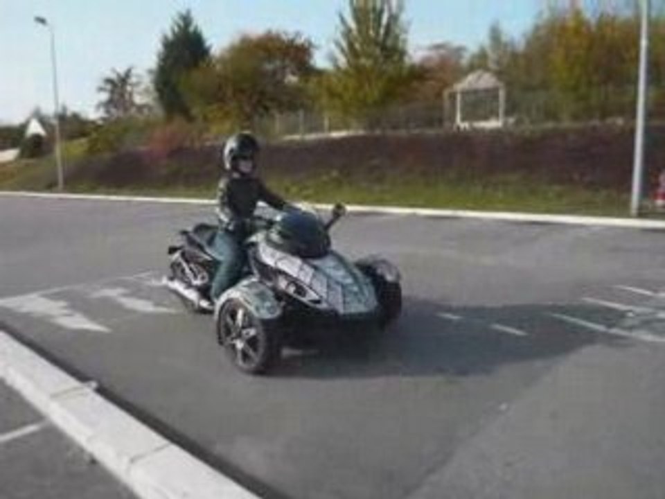 Essai du Can-Am By My Wife