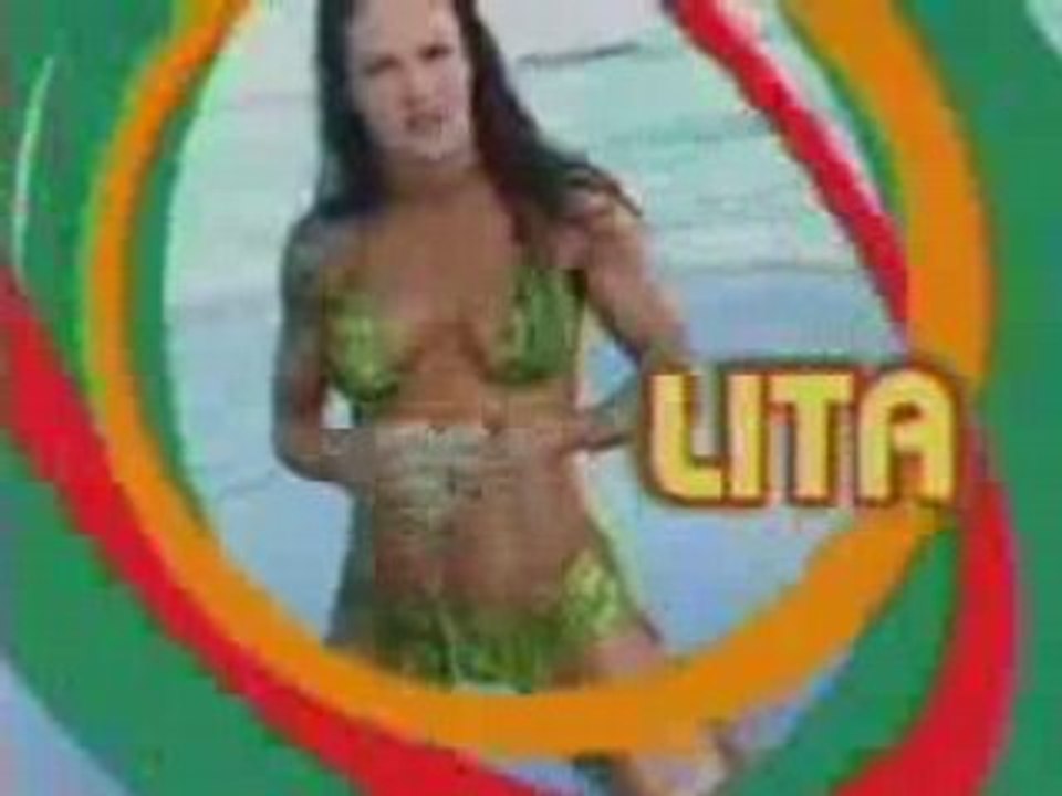 Lita's 2nd Titantron - It Just Feels Right