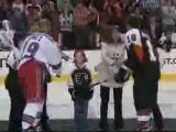 Hockey mom Sarah Palin Booed At Hockey Game