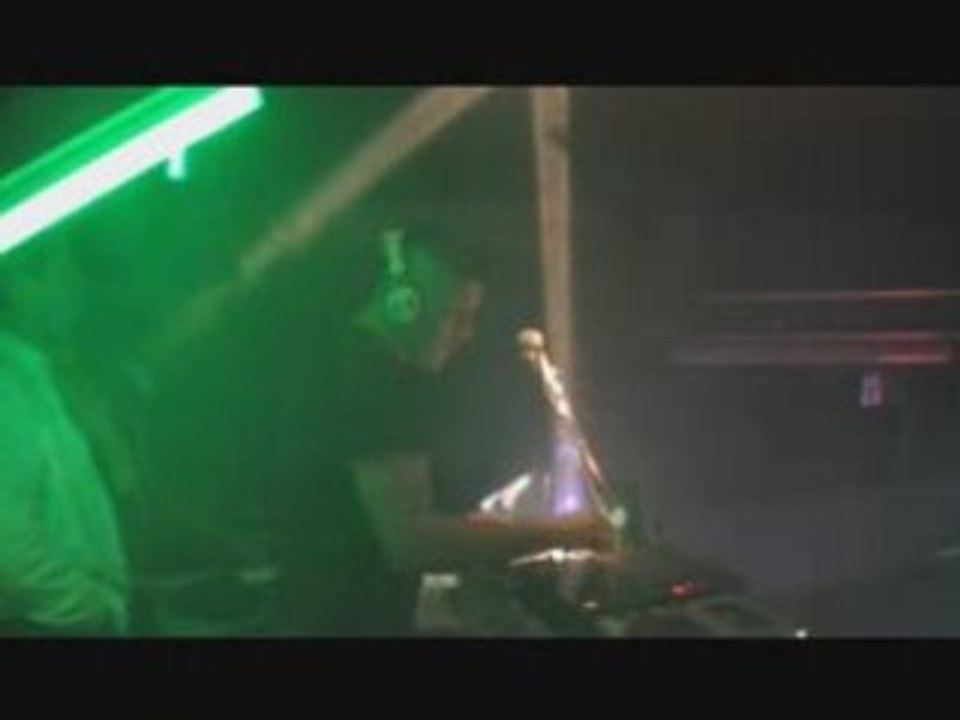 DJ GAUTAMA MIX TEXAS-bonne ambiance mais matos pas terrible