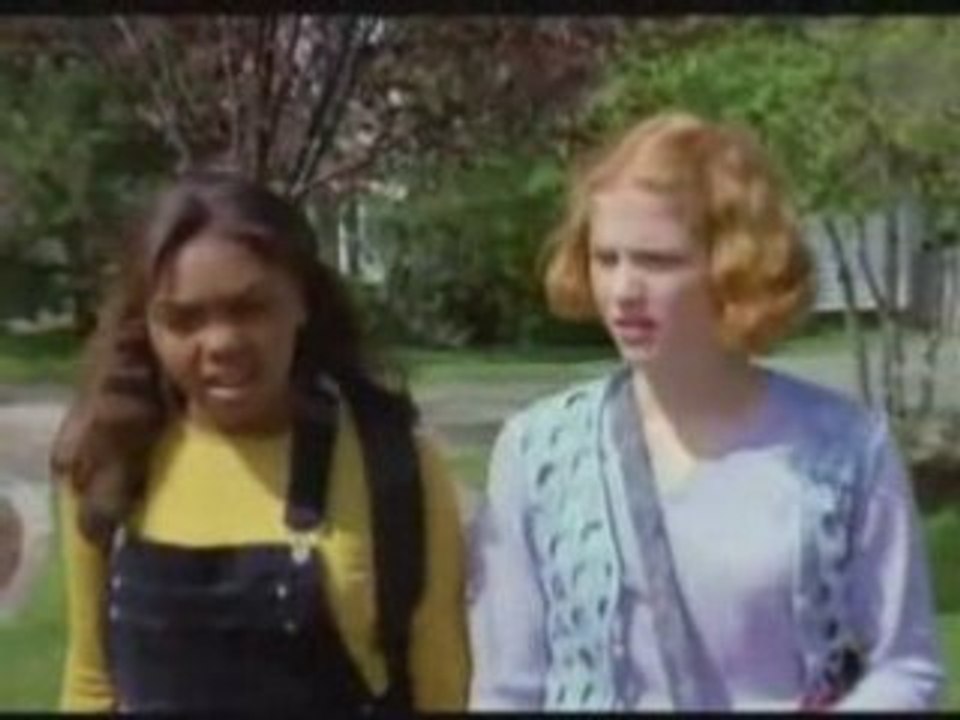 DON'T LOOK UNDER THE BED (1999) (1/10)