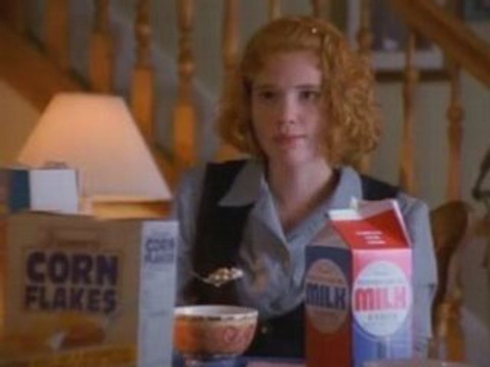 DON'T LOOK UNDER THE BED (1999) (2/10)