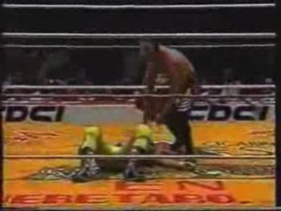 Rey Mysterio vs Juventud 21.4.95