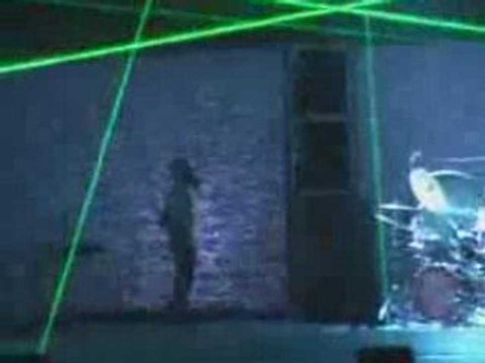 Tool "Vicarious" live 2006