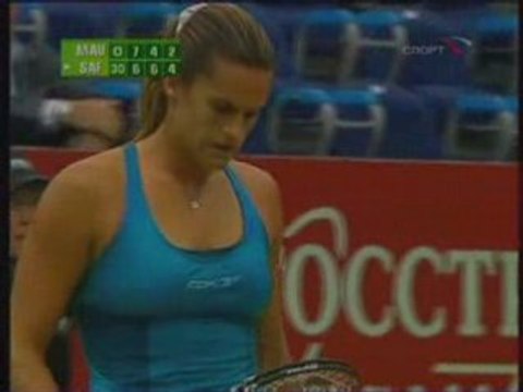 Kremlin Cup 2008 R2 - Amelie Mauresmo - Dinara Safina p7_chu