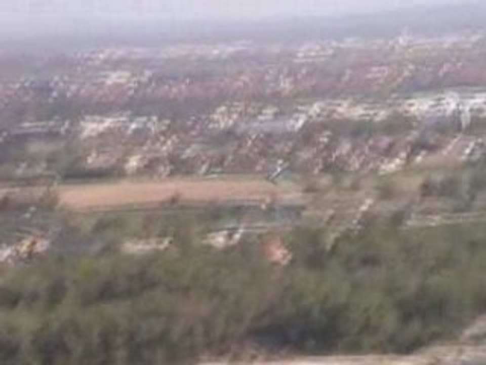 Vol de pente d'un PSS Ta 152-H à Sermenaz