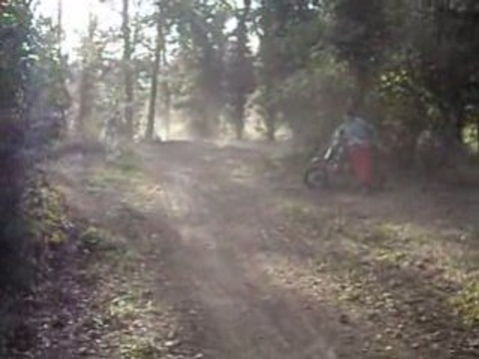 Dirt 125 YCF R-Start  virage