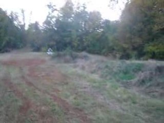 saut Julien d'une table en quad