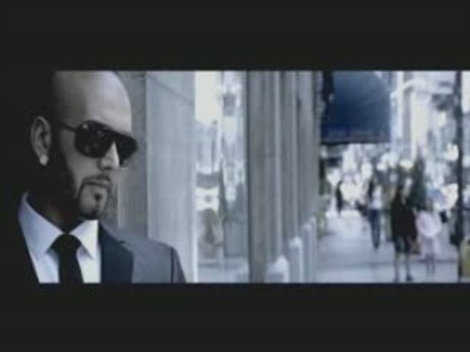 MASSARI in love again