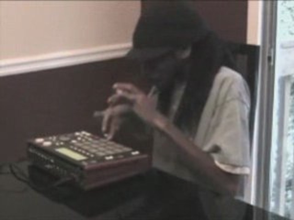 Mpc1000 - King I Divine - Making A Quick Beat  "The Glory"