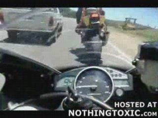 accident de moto stupide