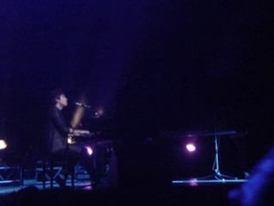 VI-Quentin MOZIMANN-"Faire face"-Avignon 2008