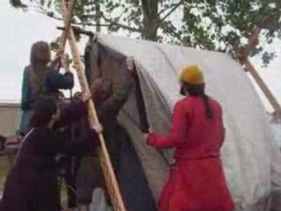 Le_demontage_des_tentes_2