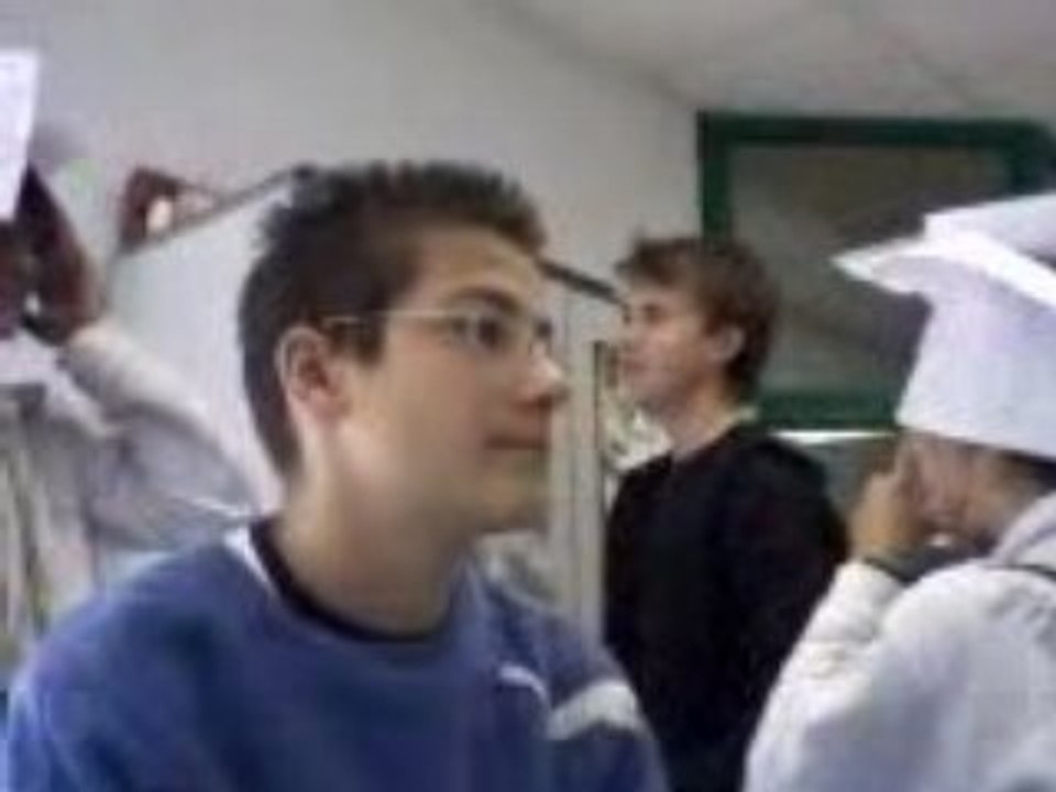 En cour