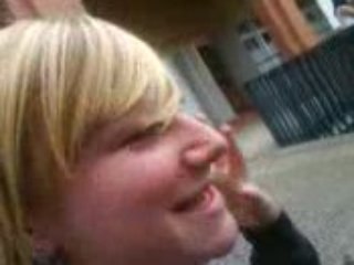 sophie imite perrine qui a une crampe