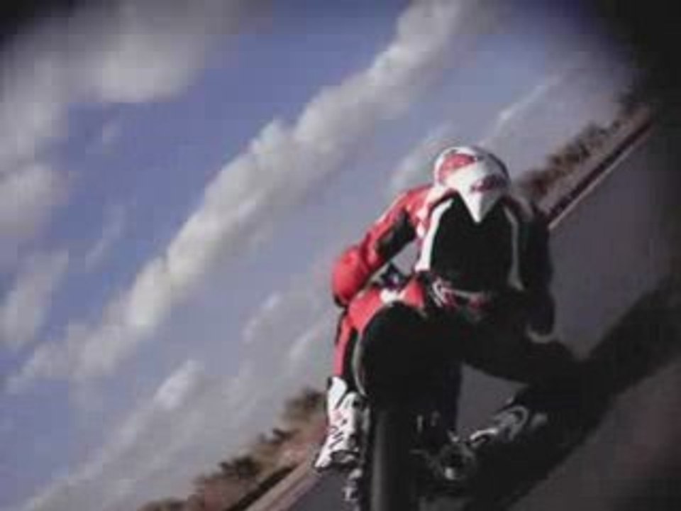 50cc en caméra embarquée sue circuit en Metrakit Viltais