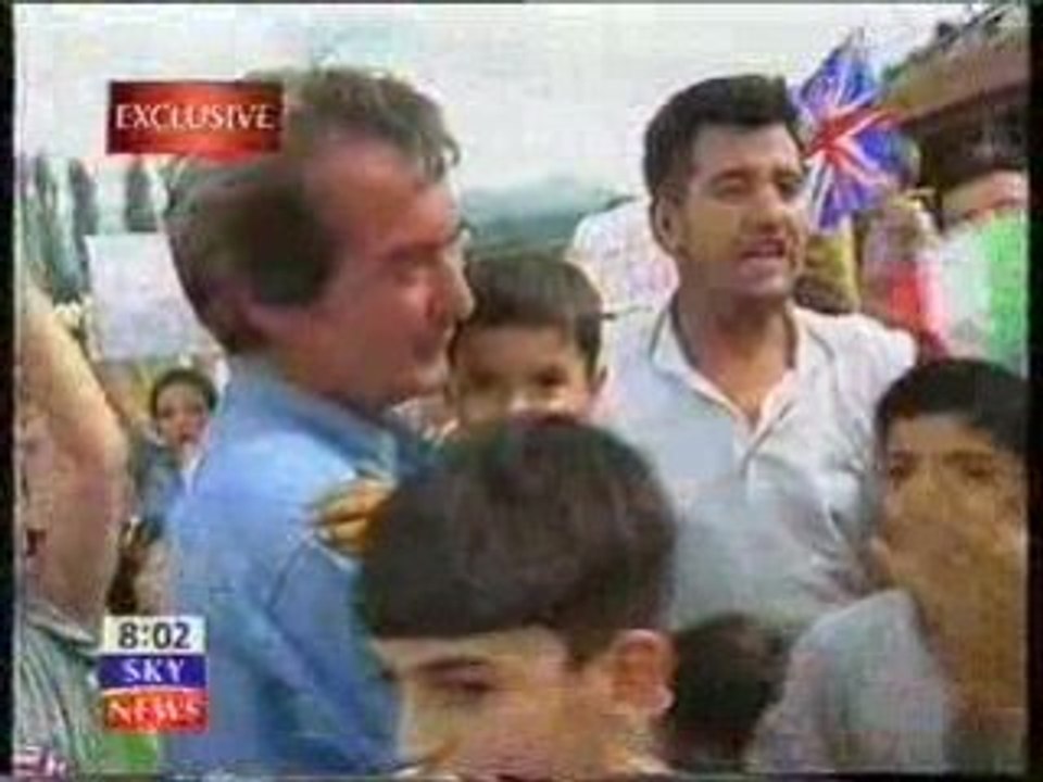David Chater and Gjakova city, dt.13.06.1999
