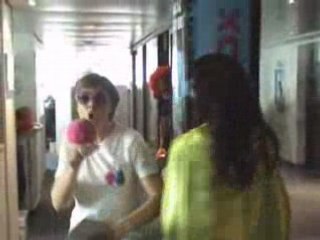 Lip Dub - Neuf Cegetel SFR - Quai Ouest (Marketing Fixe)