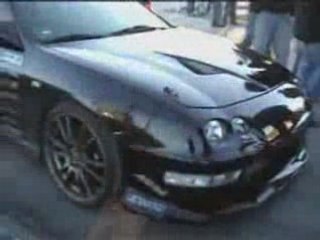 Honda Integra turbo vs. Nissan Skyline R34