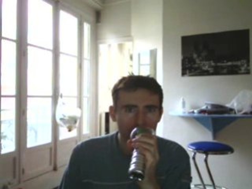 Wiwi égratigne "C'est comme ça que je t'aime"