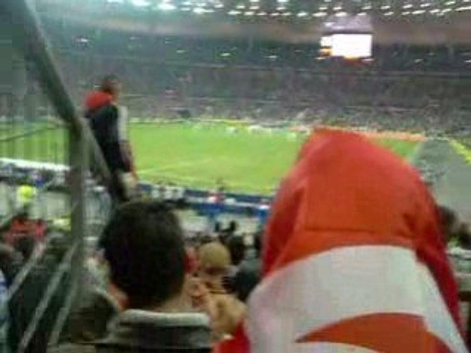 Stade de france 14 octobre 2008 SUPPORTERS TUNiSiiiiENS !
