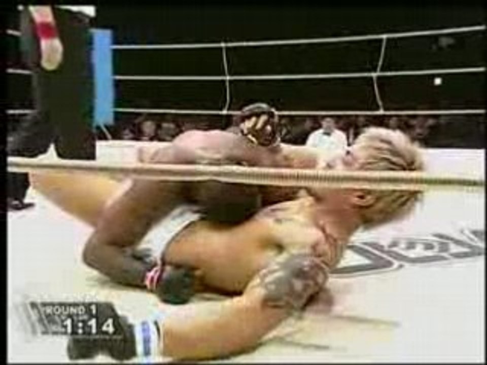MMA_Shinji__the_triangle__Sasaki_vs_Bendy_Casimir_Part_1