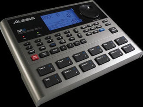 Boite à Rythmes Alesis SR-18 (La Boite Noire)