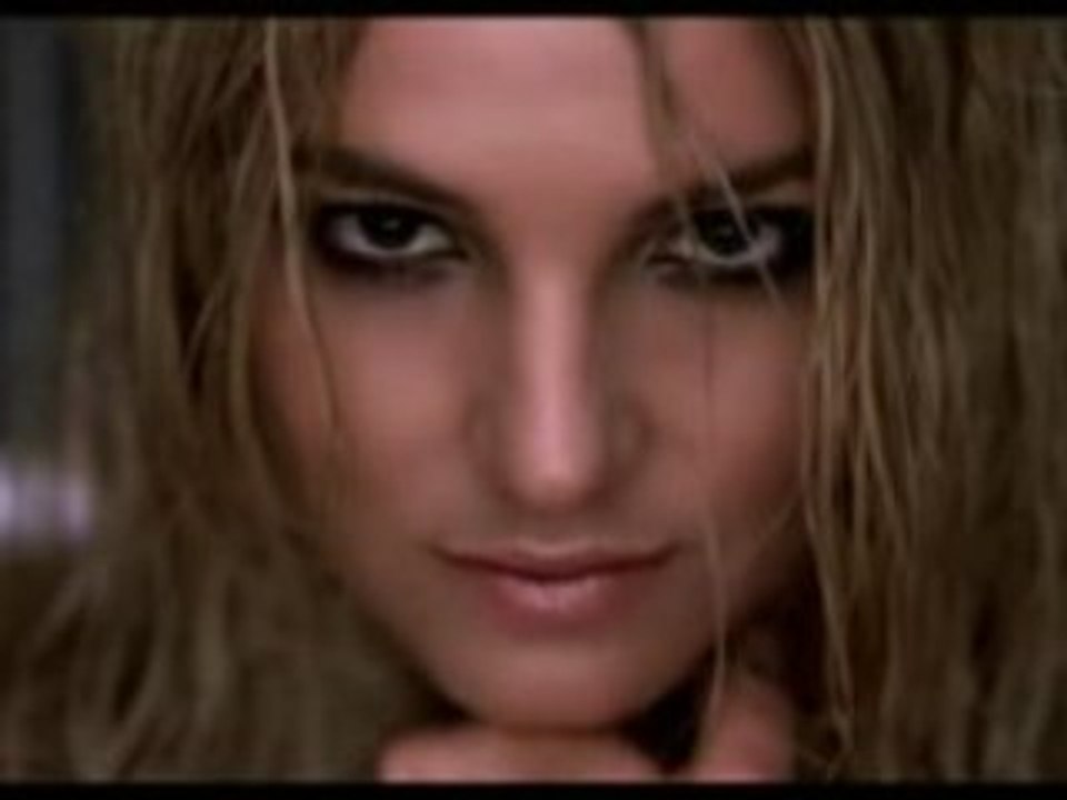 Britney Spears "Womanizer" HQ