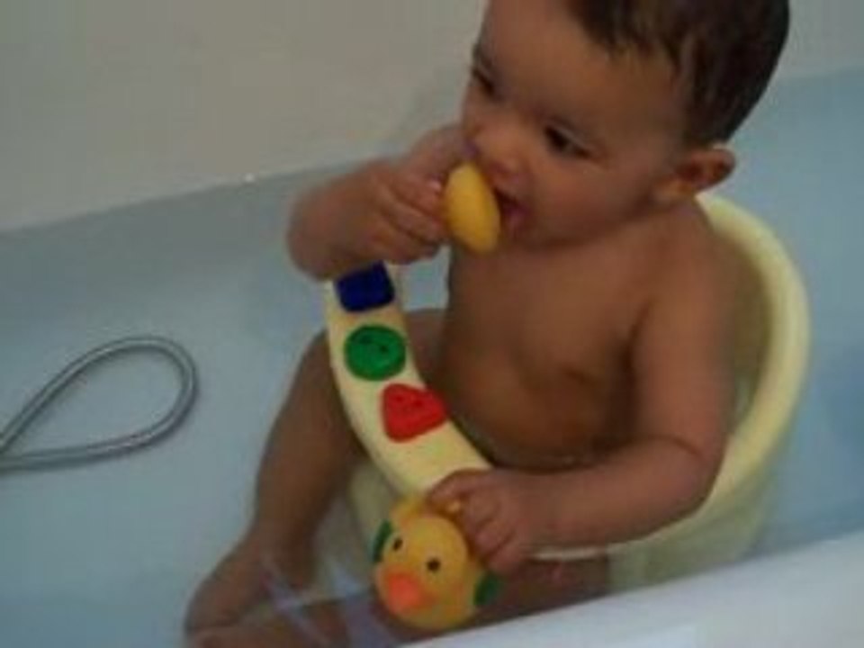 noah dans le bain