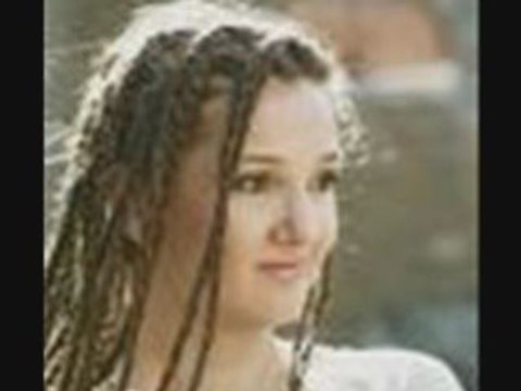 Gaye aksu senin olsun yalan dünya