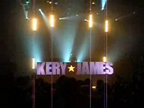 Kery James sur instru Hell on earth concert@ROUEN hangar23