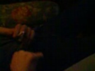 Gaetan boi de biere a la pisse