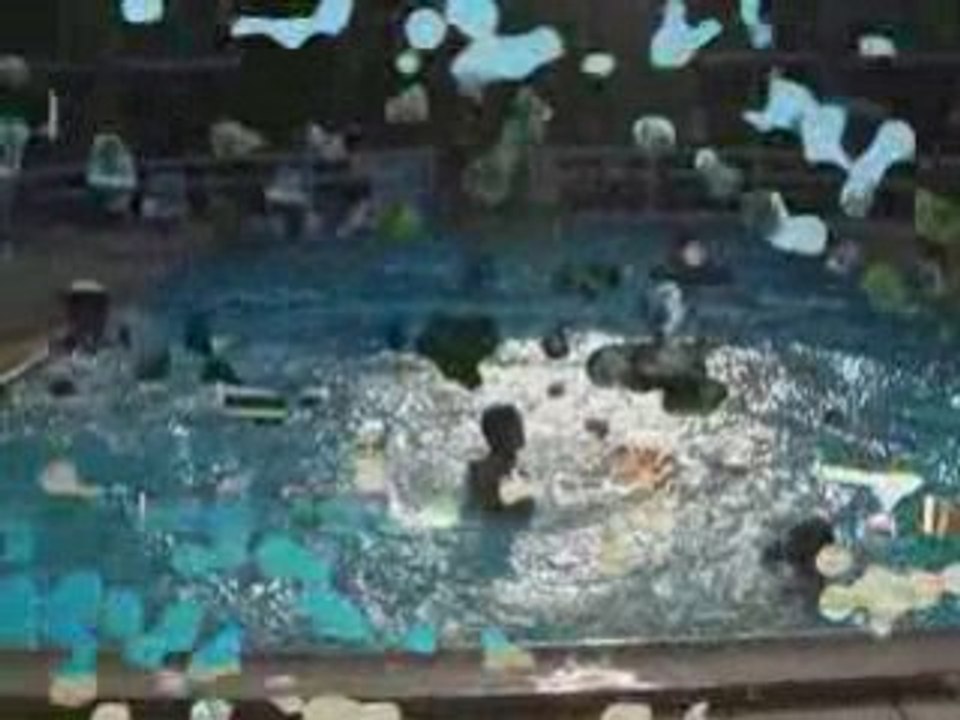 LORIE DELIRE A PIERRE ET VACANCE