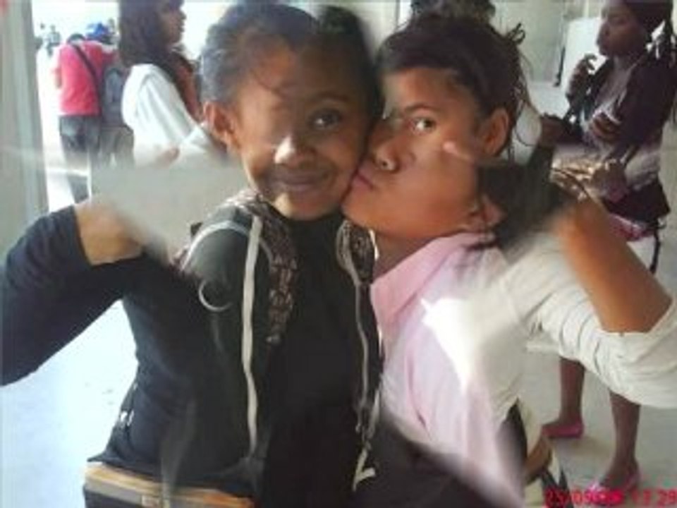 Les filles de la 4°5 2 val pins