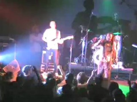 RAS DUMISANI sing BOB MARLEY get up stand up