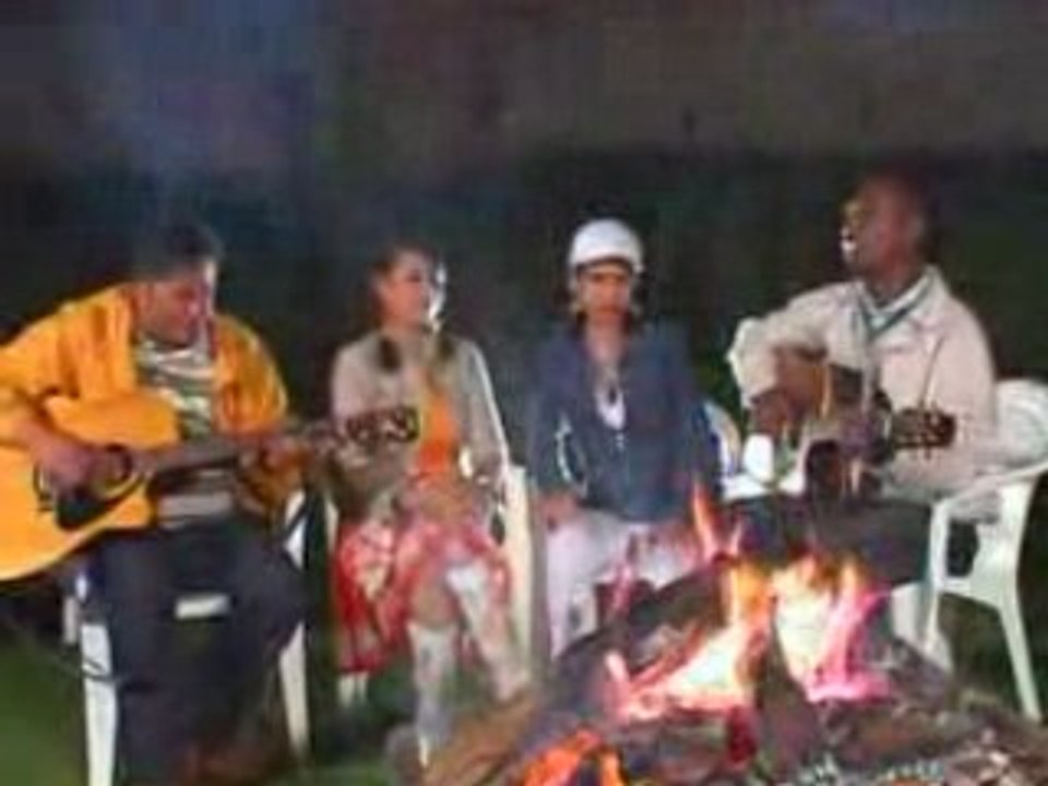 Mahaleo - Bodo Lalie Dama Nônô - Raha mbola misy