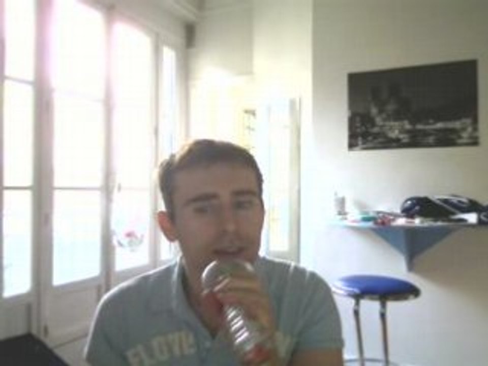 Wiwi égratigne "T'es pas tout seul"