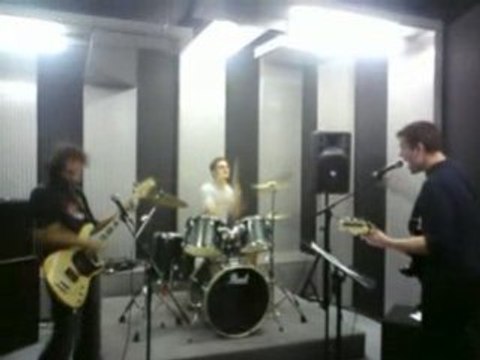 GIANTJACK - DIONYSOS COVER