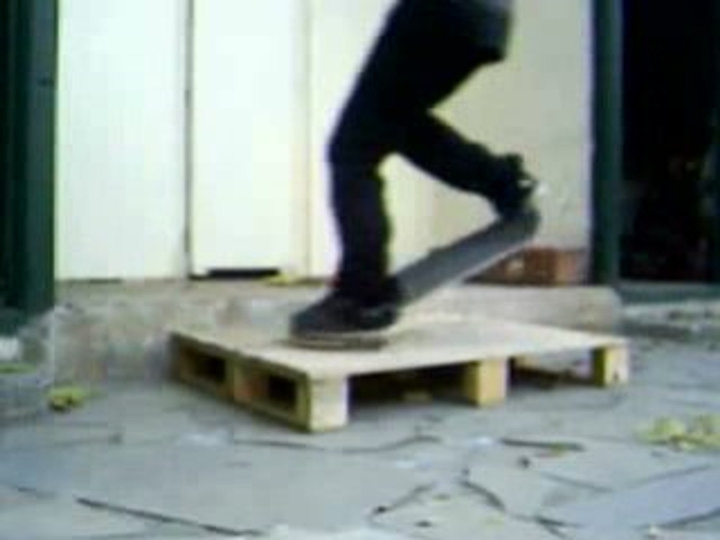 Skate quelques tricks - Vidéo Dailymotion