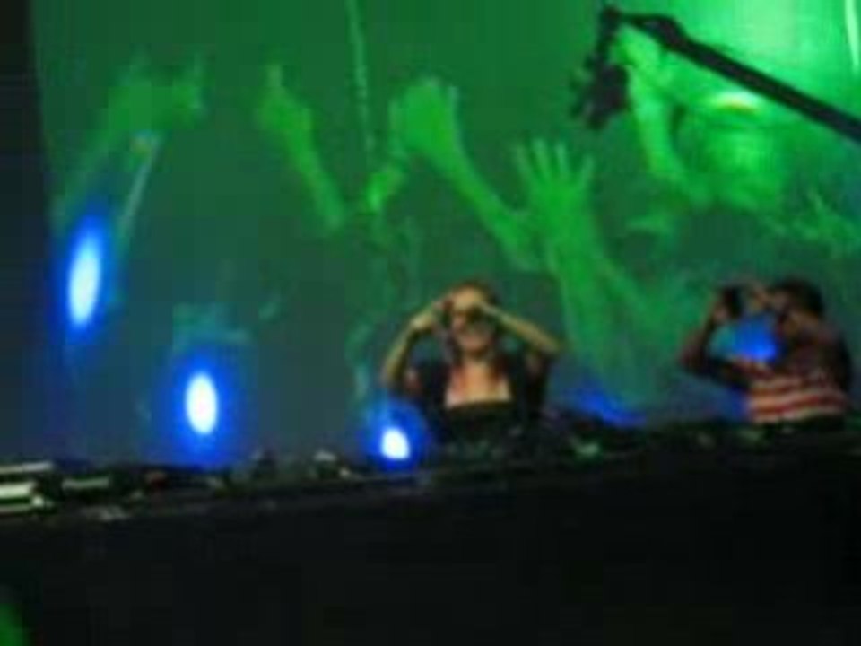 Dj Tatana @ Energy 2008 (suite)