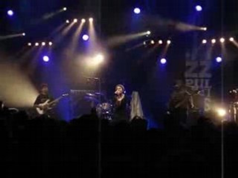 Nneka-Heartbeat au NJP