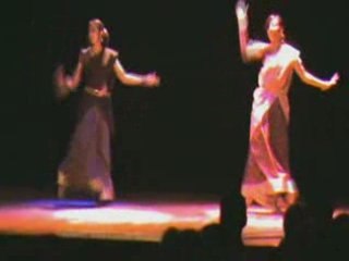 AJRA - Danse Indienne by Anette et Angéline ^^
