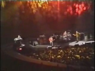 U2 - The Sweetest Thing (Live From Paris 2001)