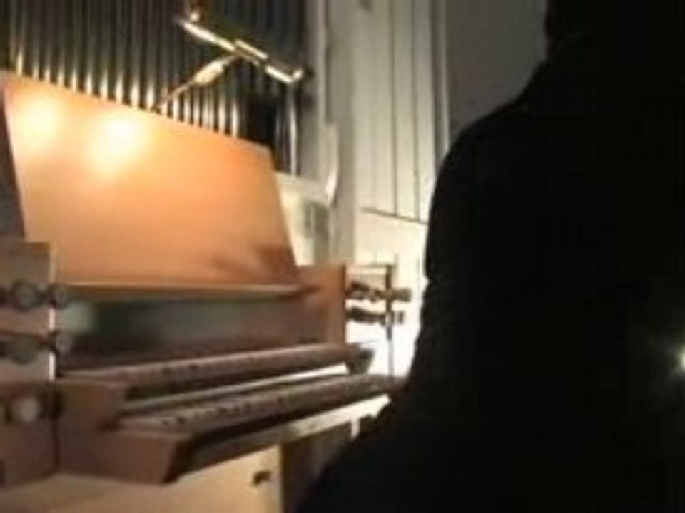 Varjoista valoon