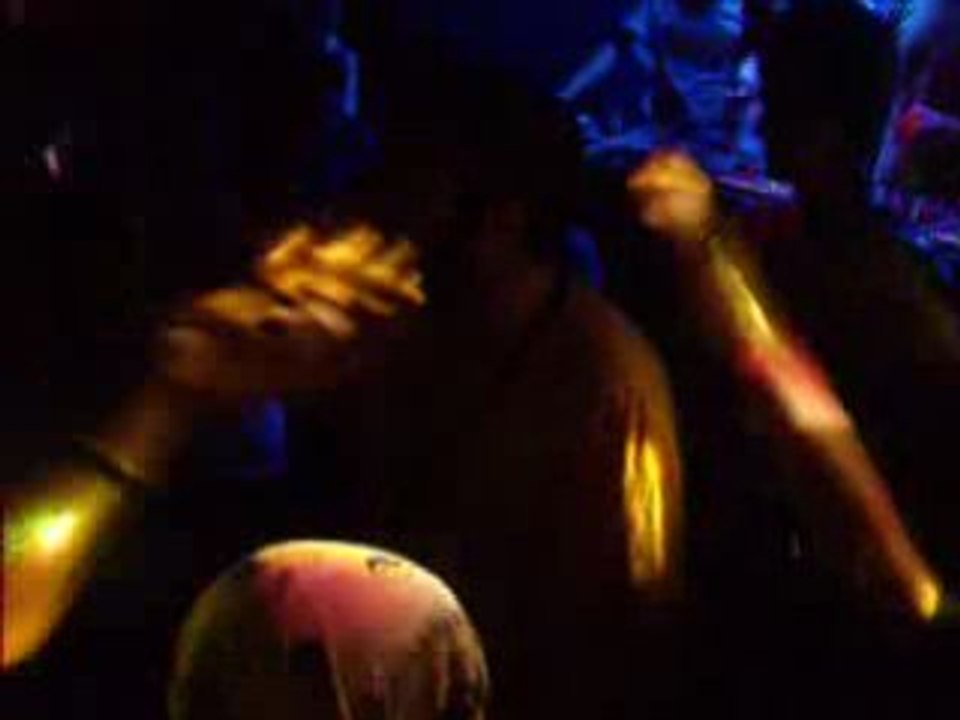 Sansar Salvo Diyarbakir 18 ekim asmin bar