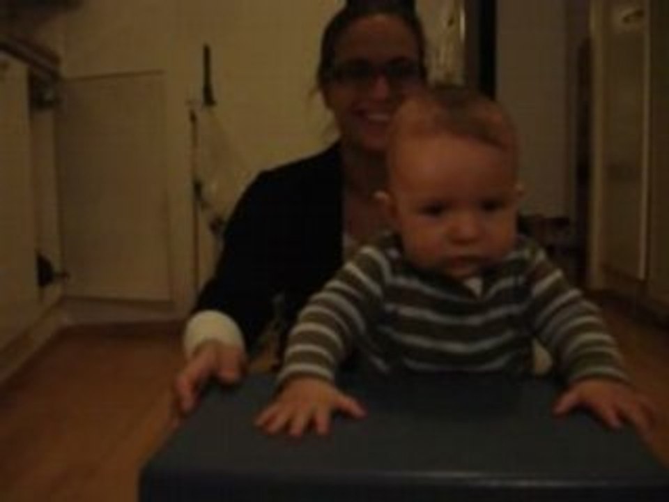 Oskar marche, enfin presque ! Oct 2008