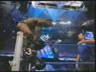 Rey Mysterio vs Elijah Burke
