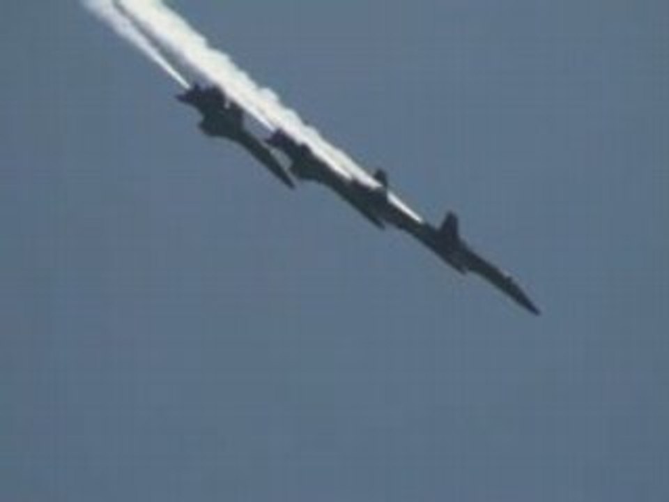 Blue Angels on Long Island Memorial Day (hd)